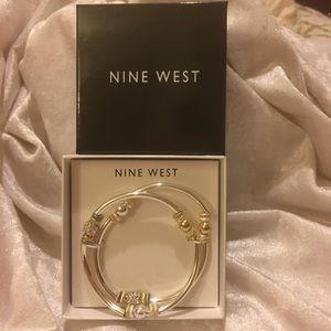 New Nine West bangle set bracelet rack